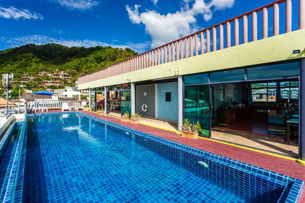 Rooftop pool