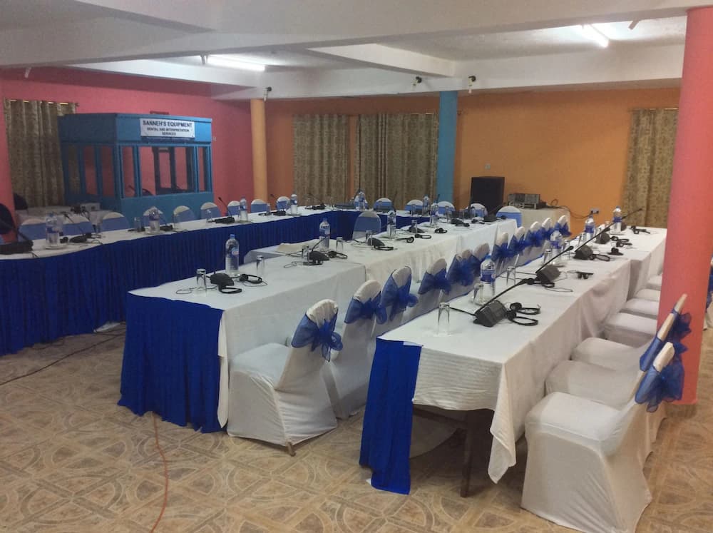 Meeting facility