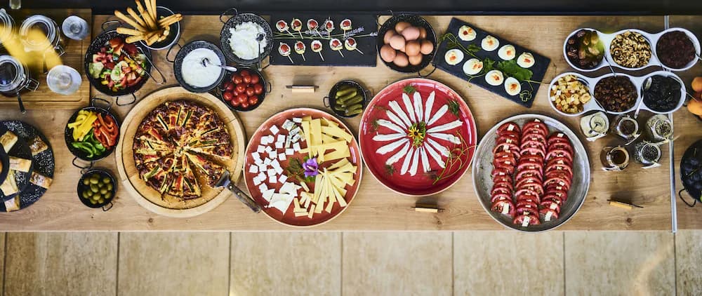 Breakfast buffet