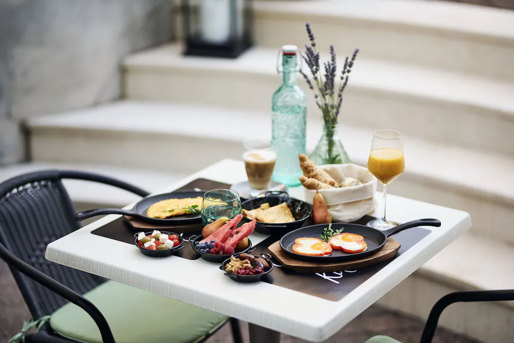 Breakfast buffet