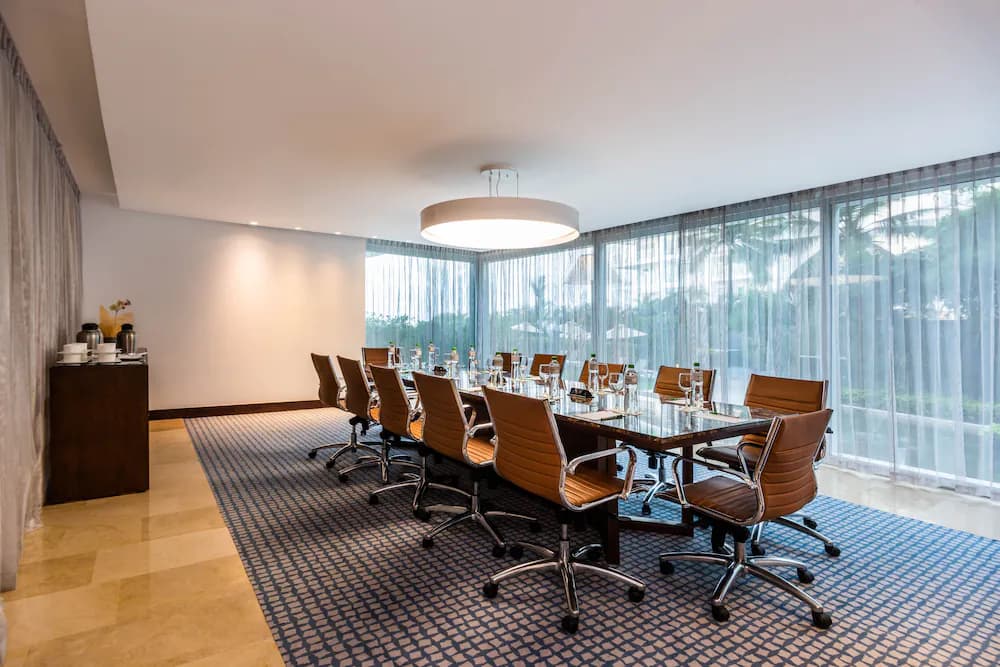 Meeting facility