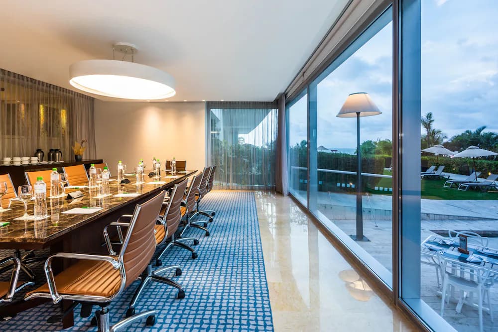 Meeting facility