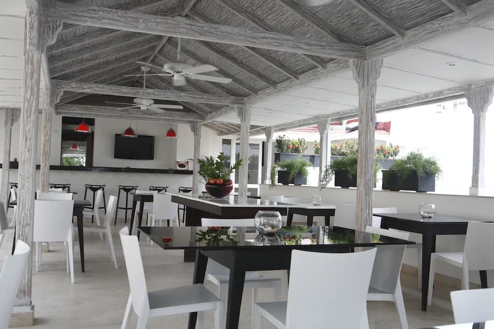 Food court