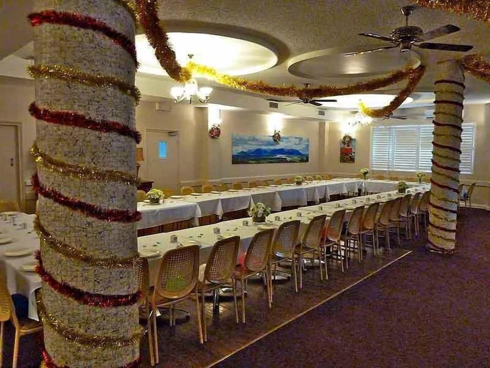 Banquet hall