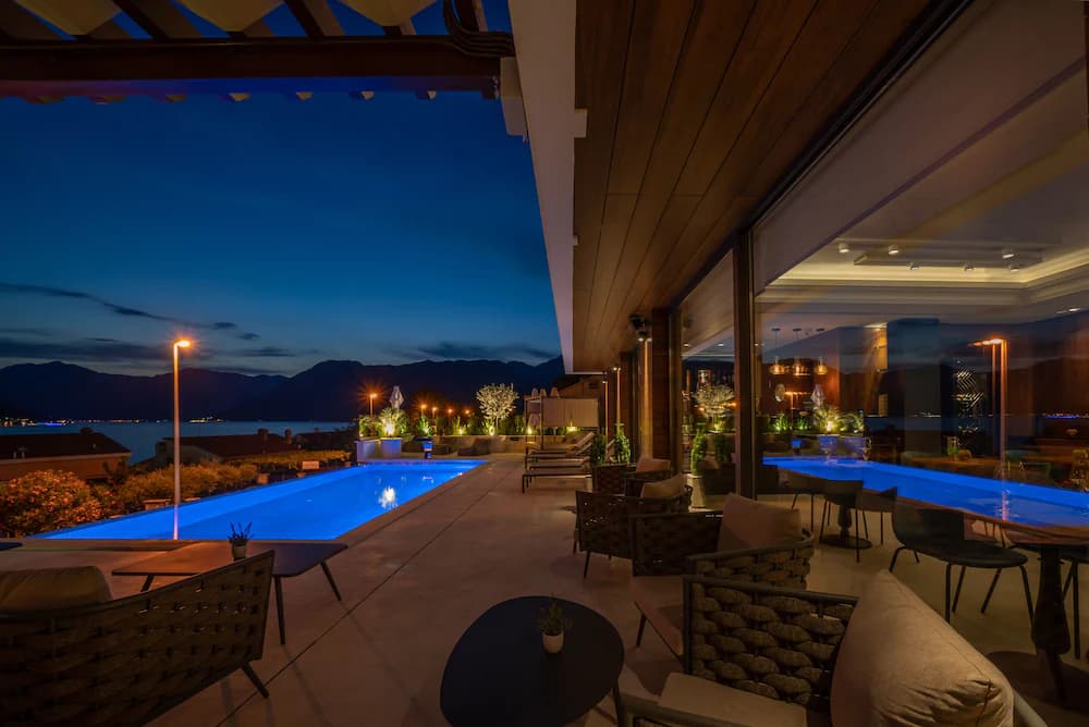 Front of property - evening/night