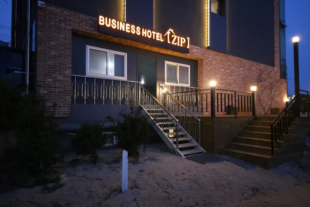 Front of property - evening/night