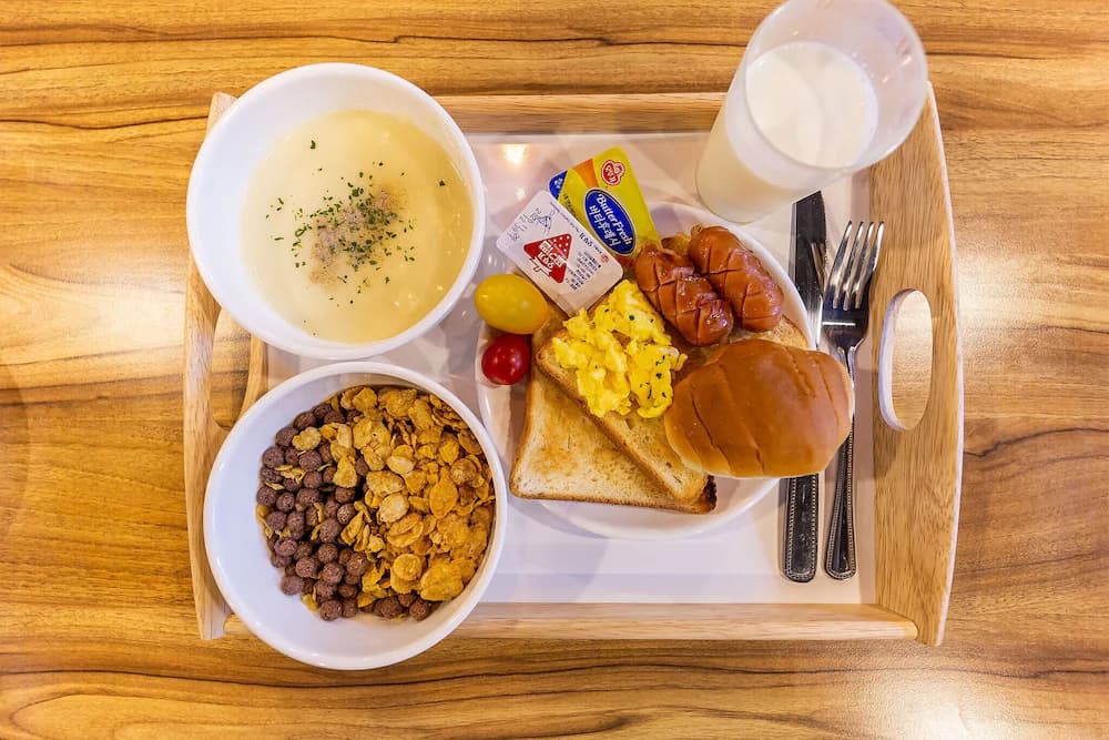 Breakfast meal