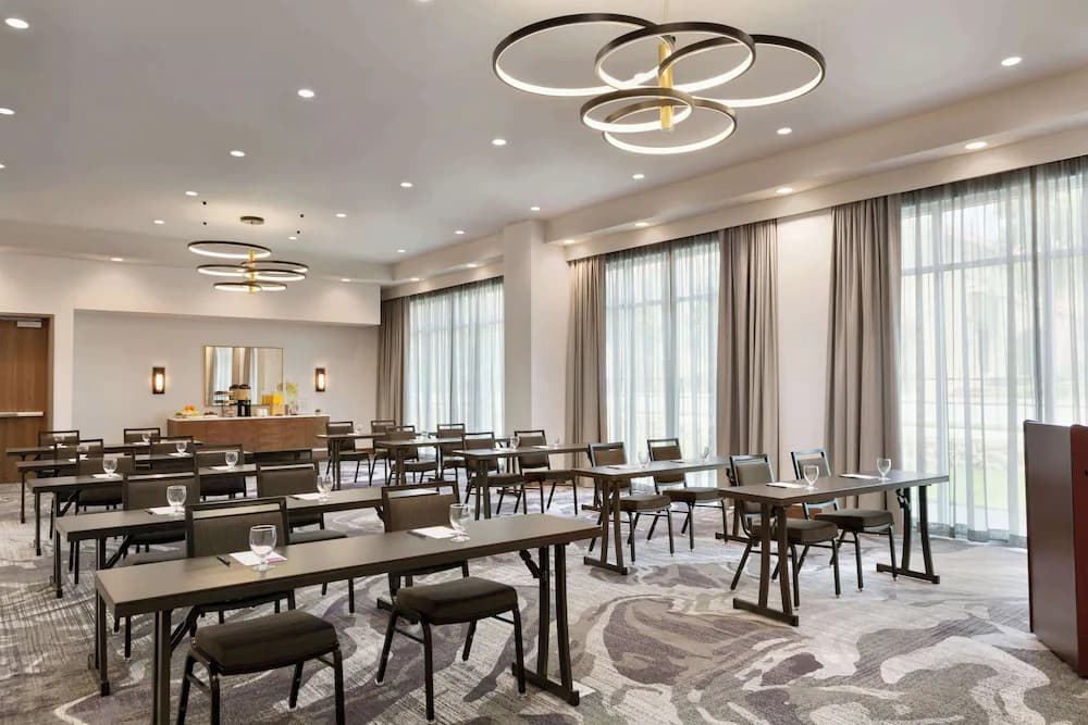 Meeting facility