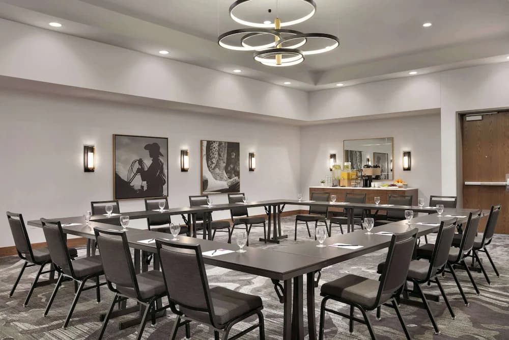 Meeting facility