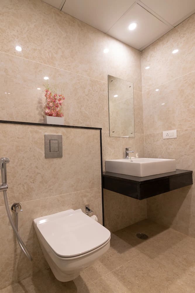 Bathroom sink