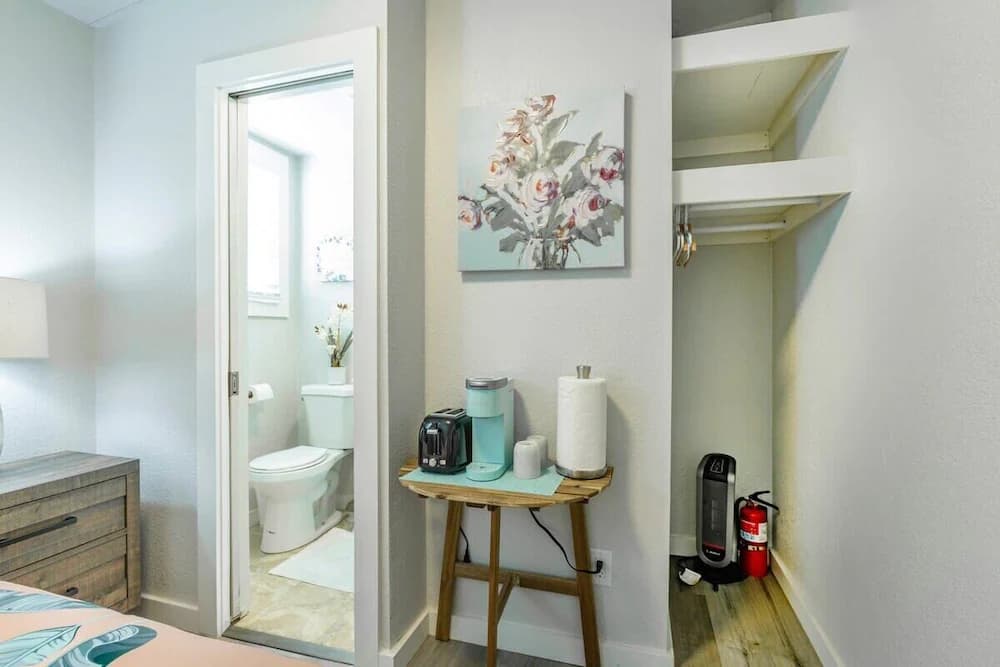 Private kitchenette