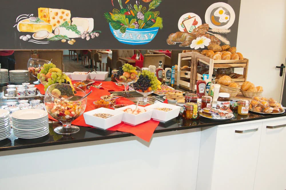 Breakfast buffet