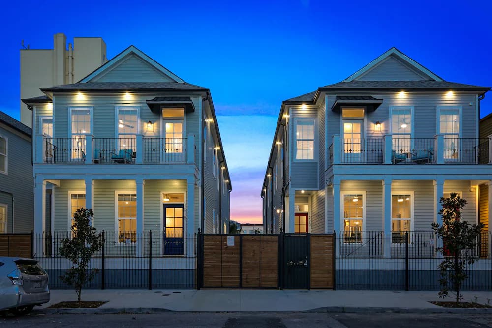 Front of property - evening/night