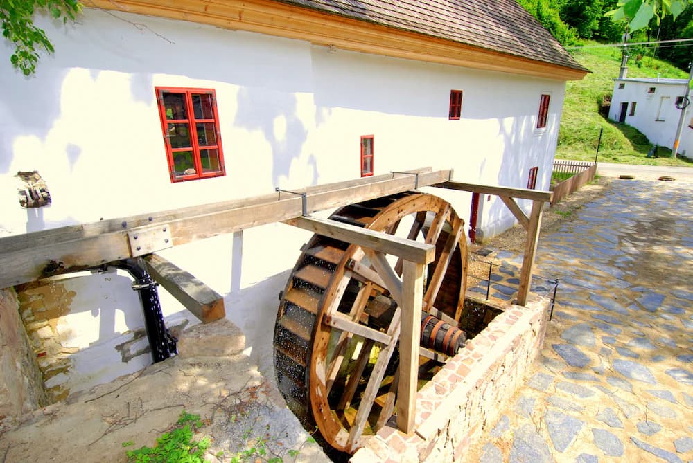 Primary image