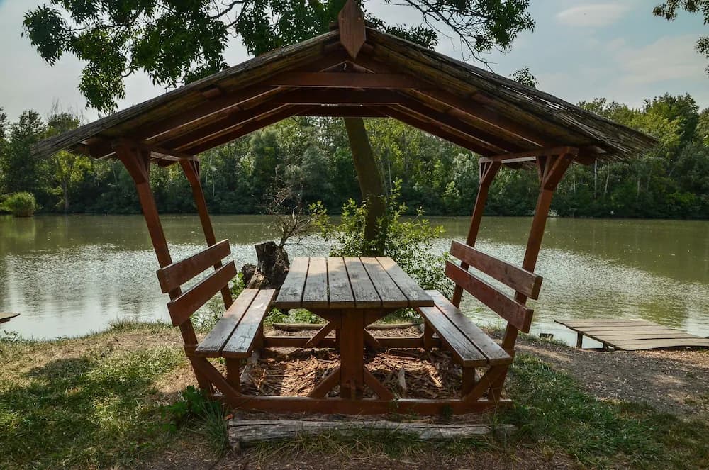BBQ/picnic area
