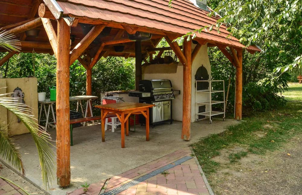 BBQ/picnic area
