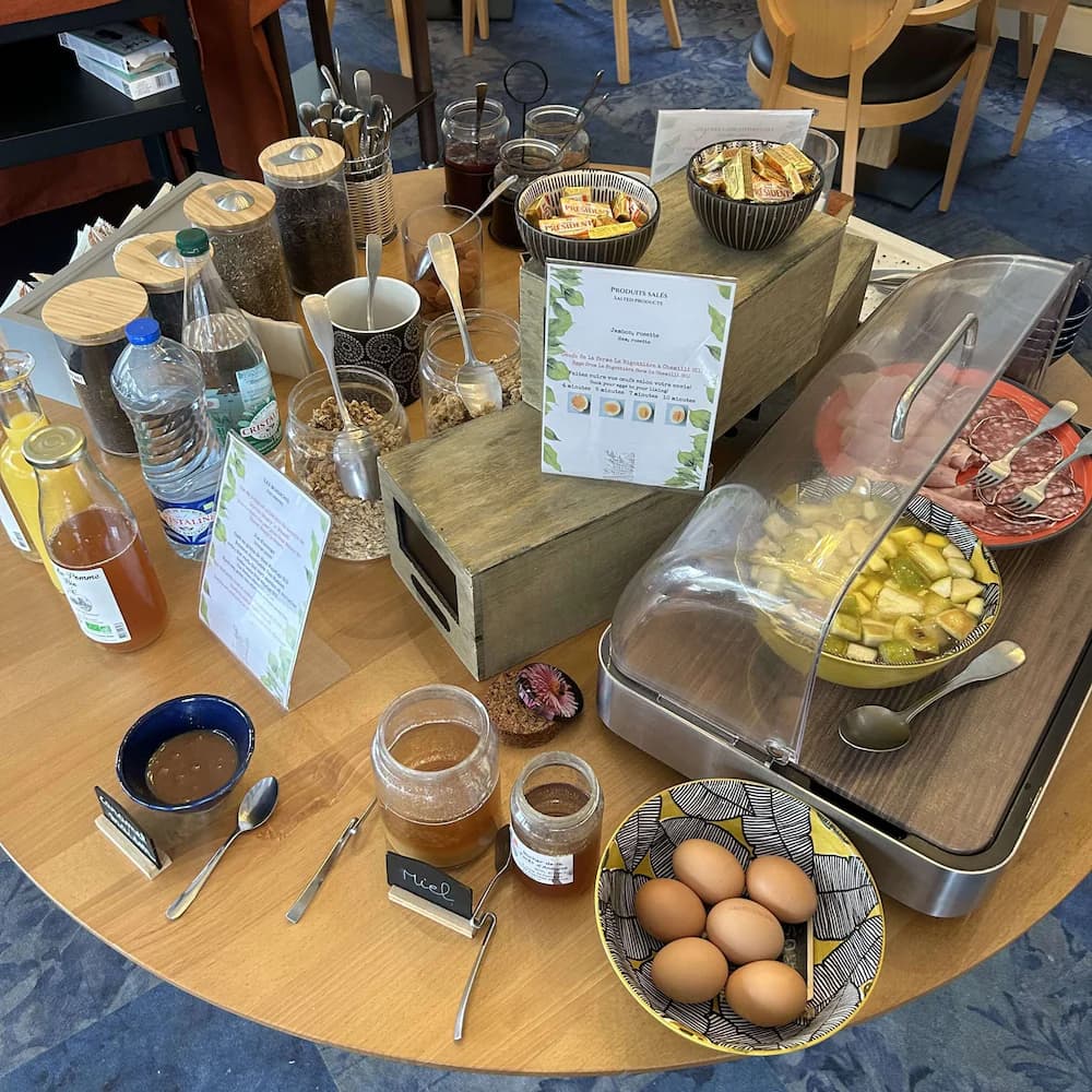 Breakfast area