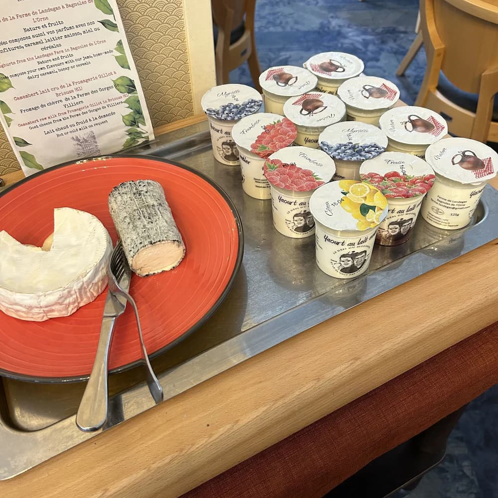 Breakfast buffet