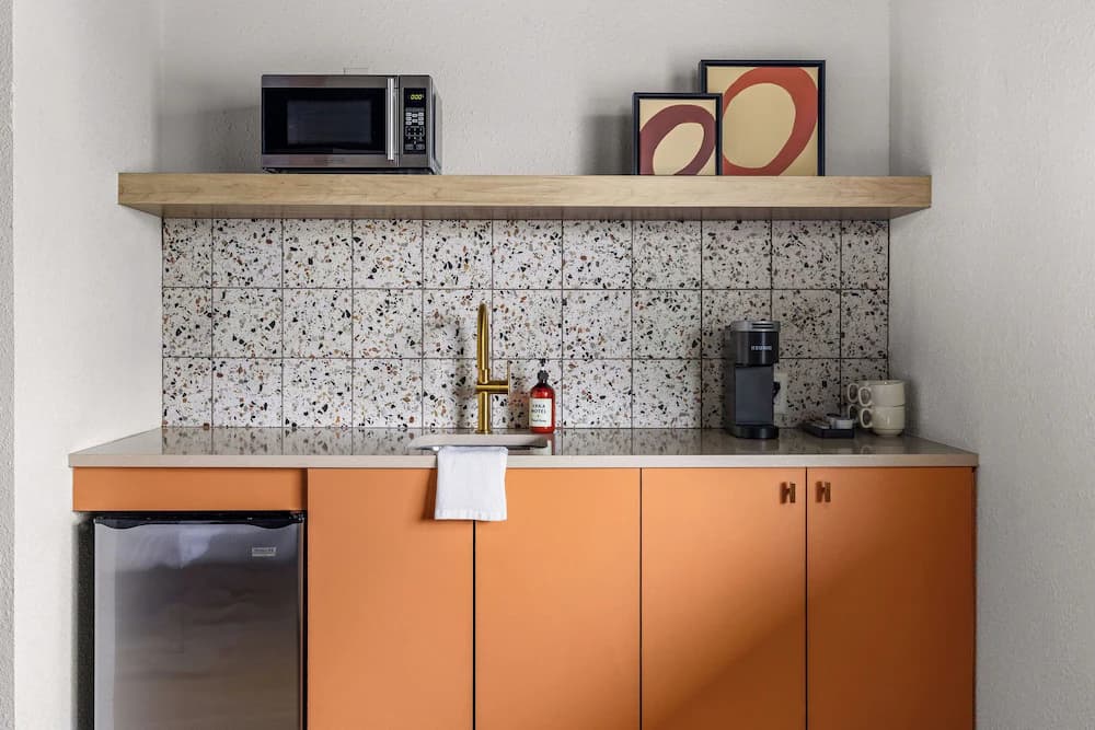 Private kitchenette