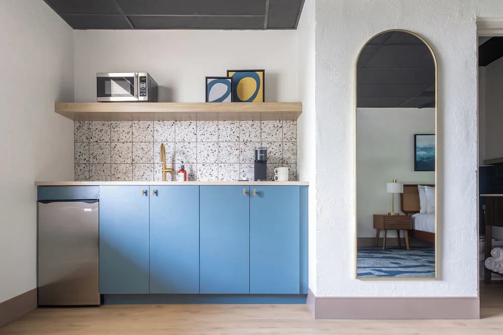 Private kitchenette