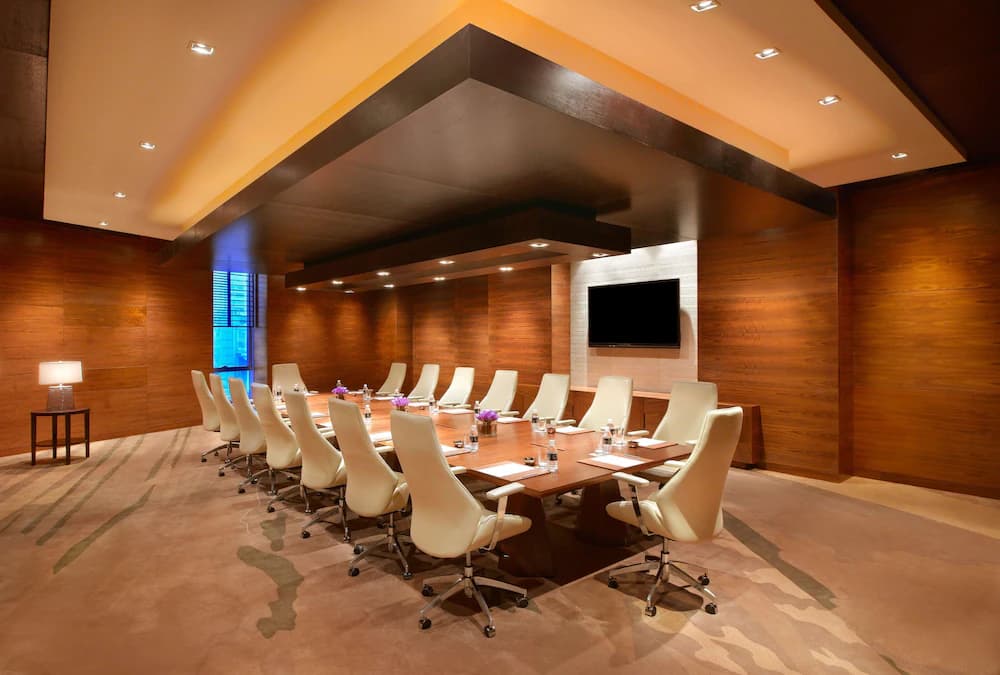 Meeting facility