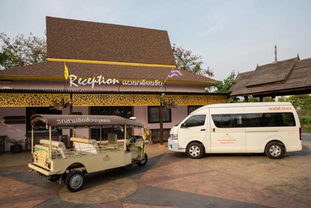 Airport shuttle