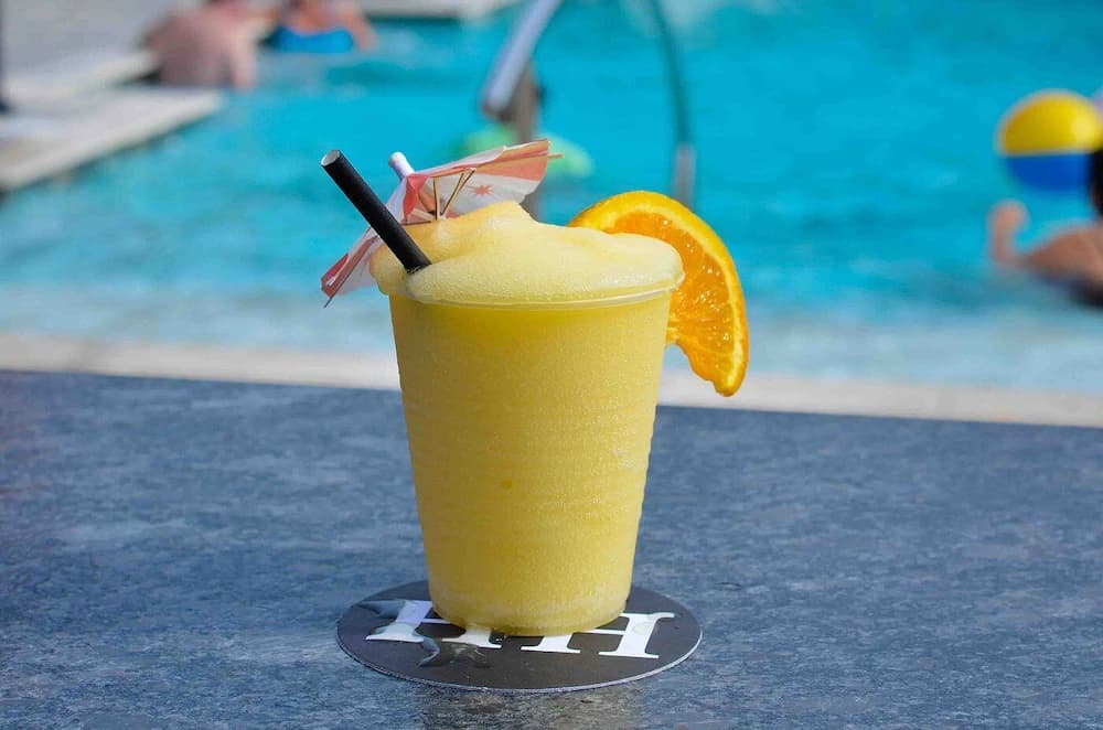 Poolside bar
