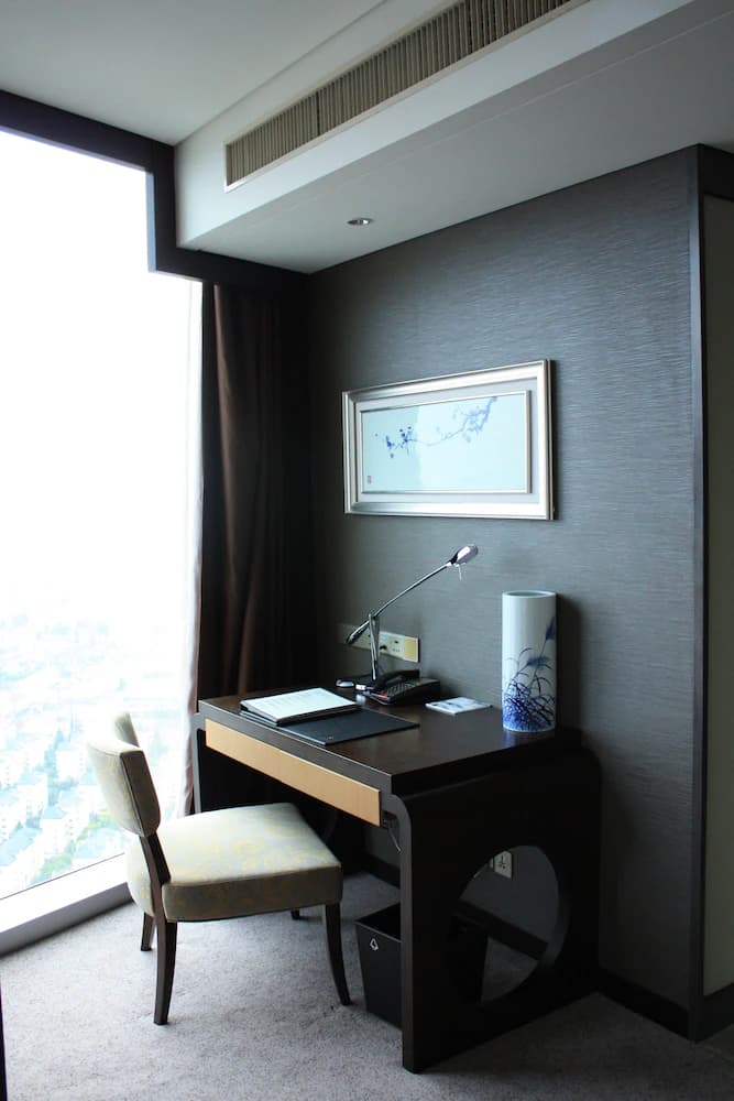 In-room business center