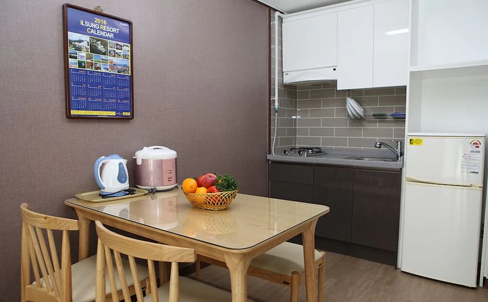 Private kitchenette