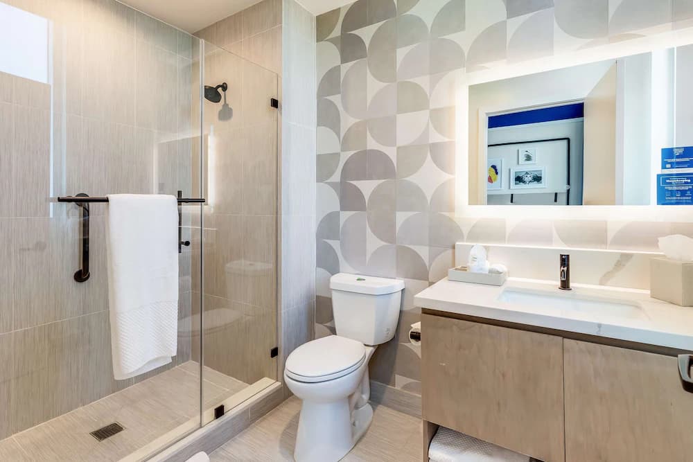 Bathroom shower