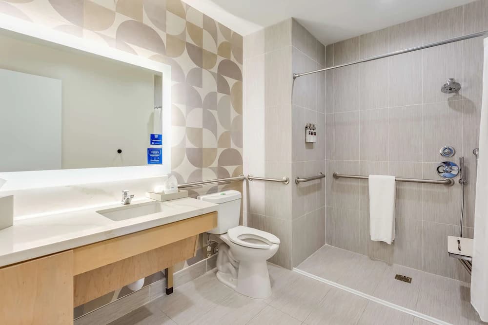 Bathroom shower