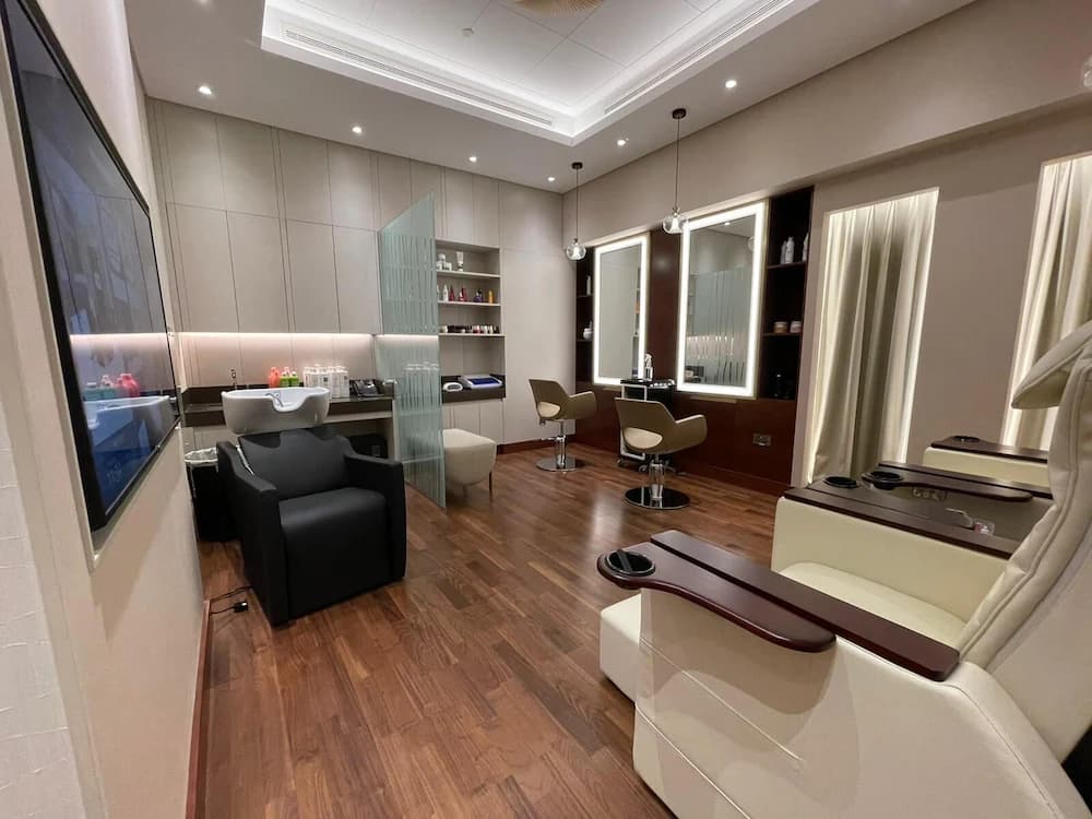 Hair salon