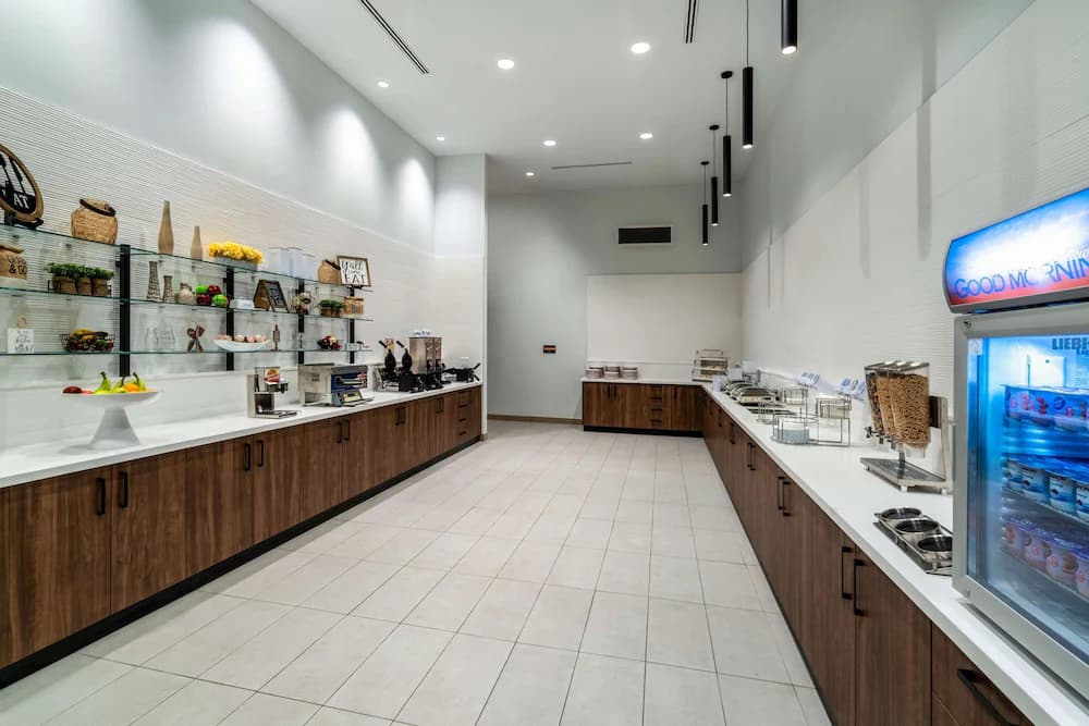 Breakfast area