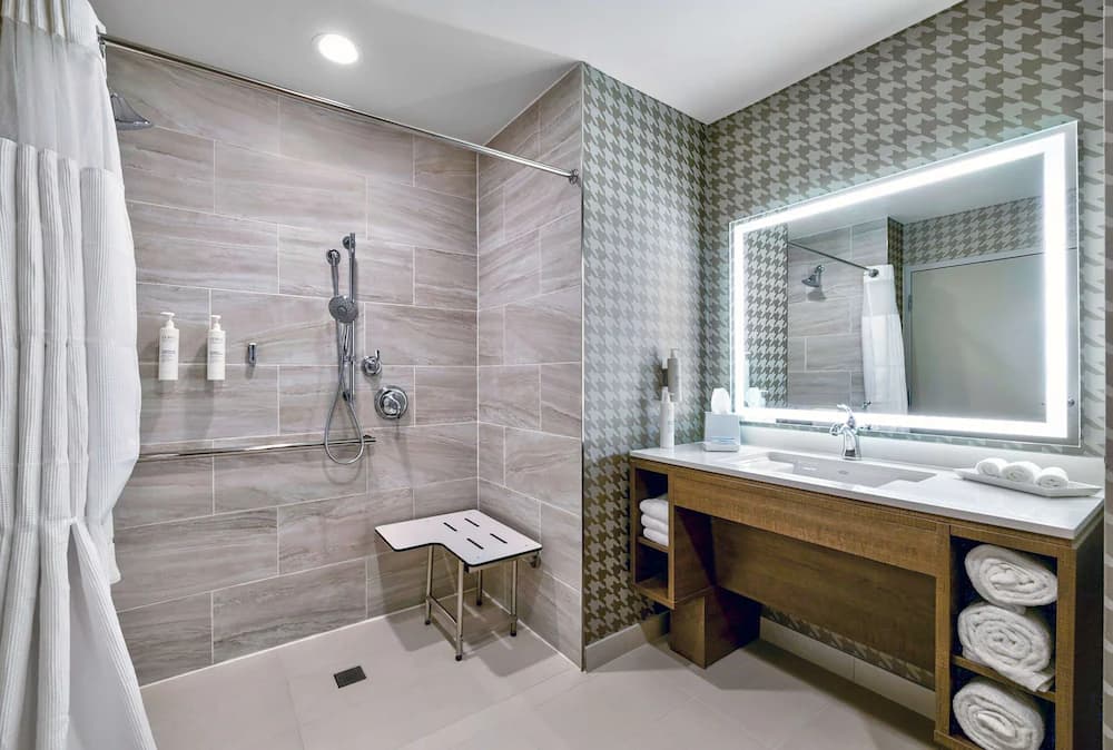 Bathroom shower