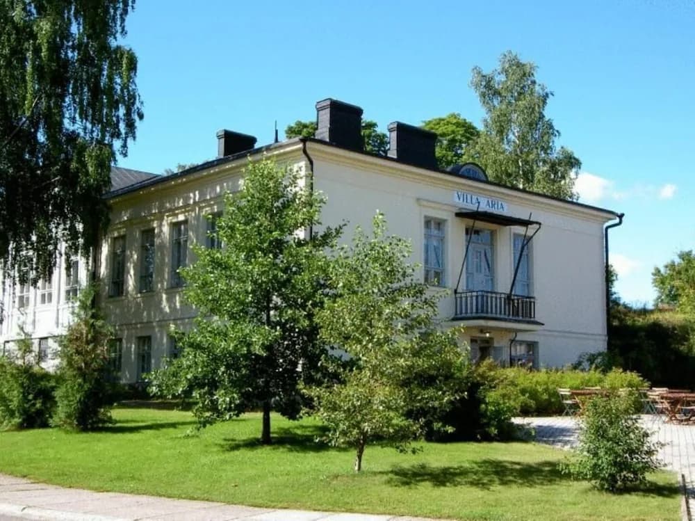Primary image