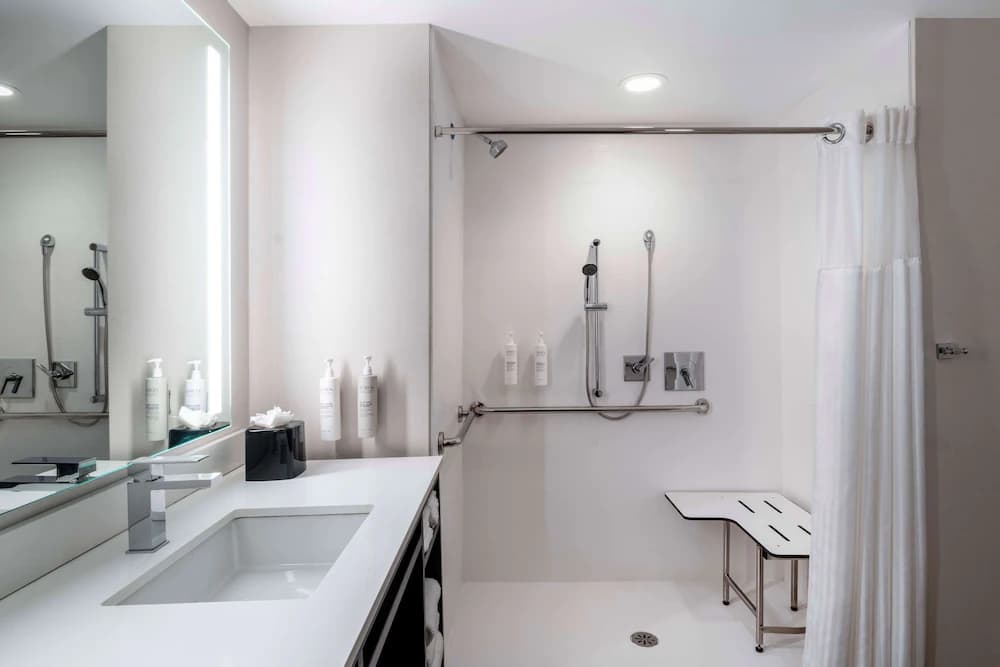 Bathroom shower