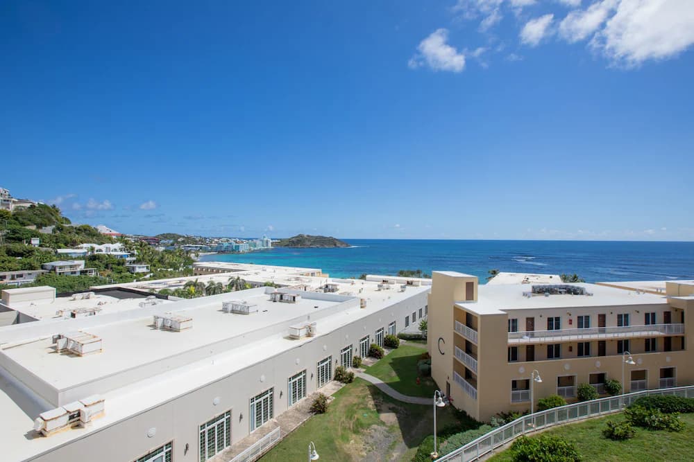 Beach/ocean view