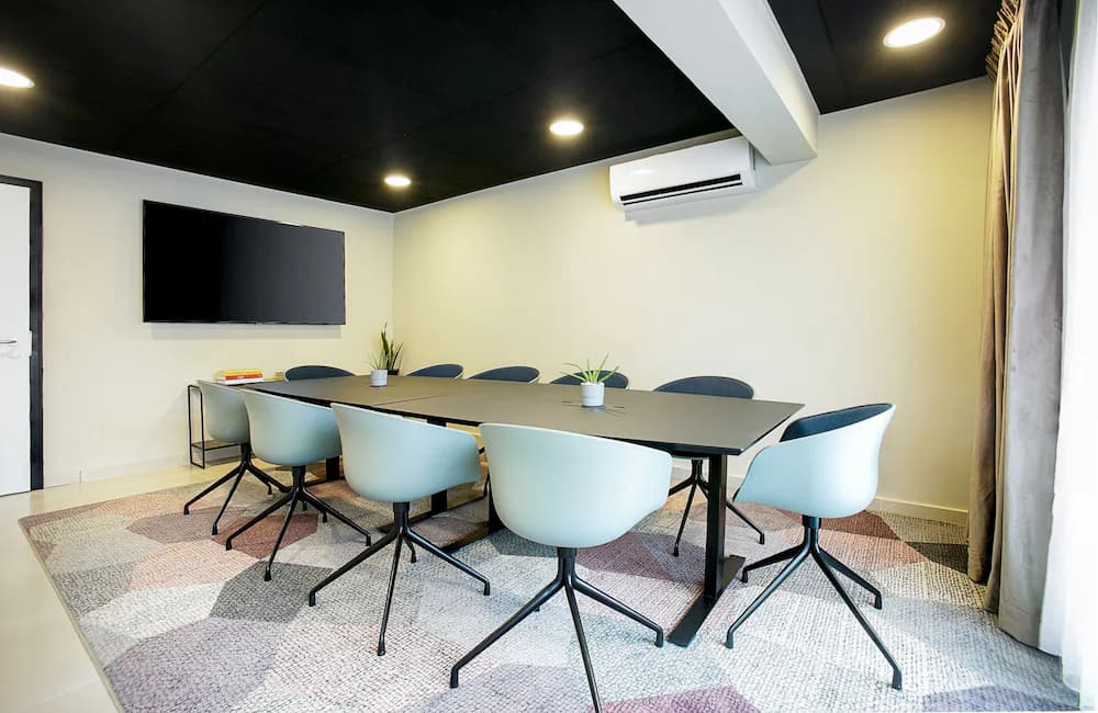 Meeting facility