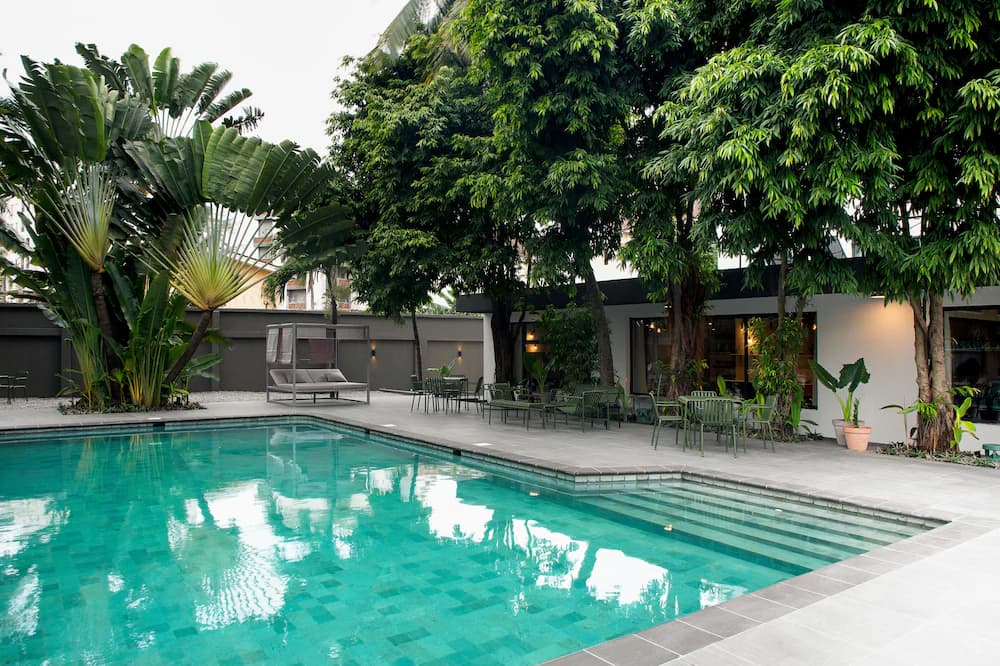 Outdoor pool