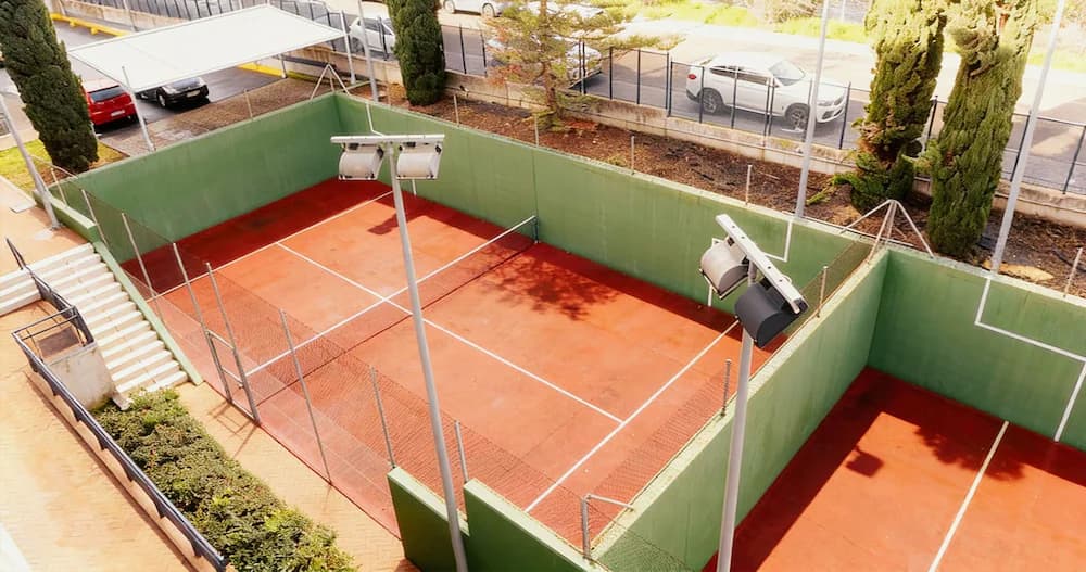 Tennis court