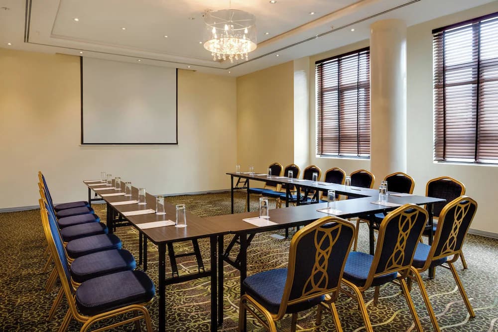 Meeting facility