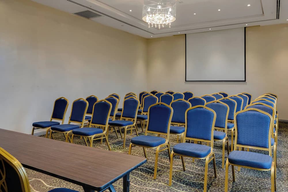 Meeting facility
