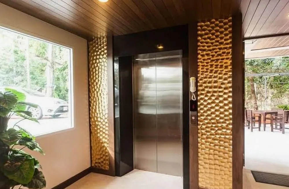 Elevator