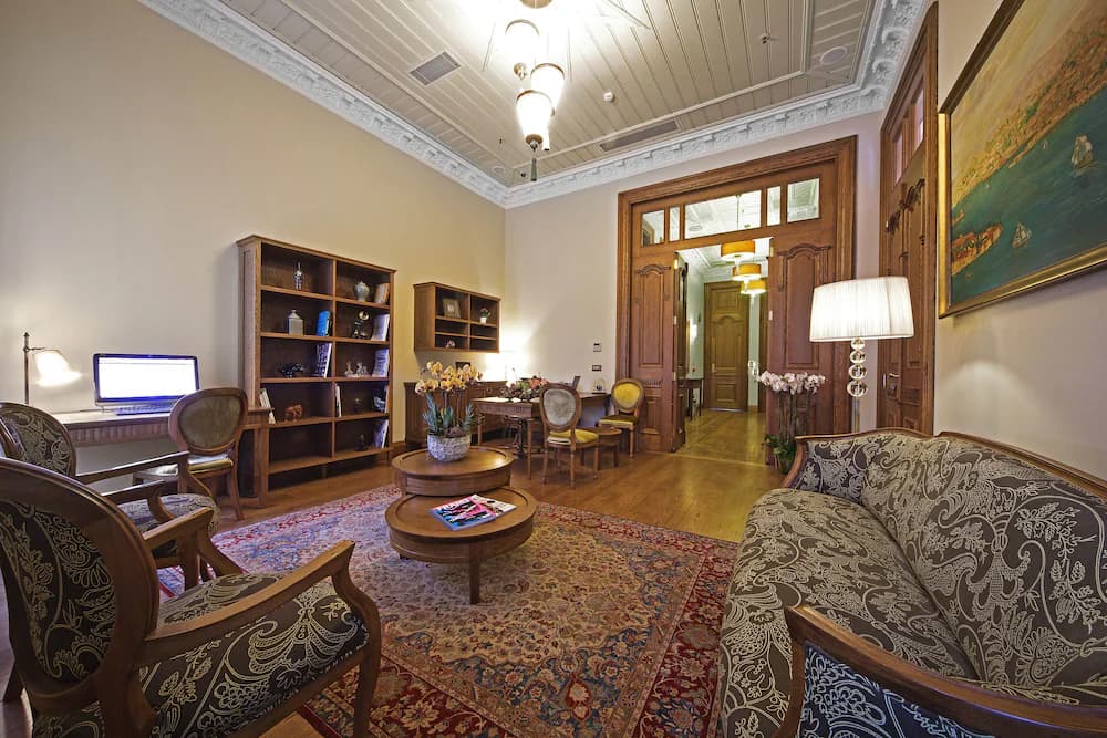 Lobby sitting area