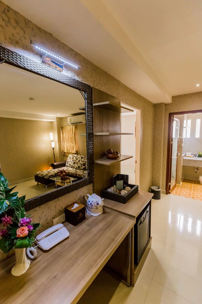 Room amenity