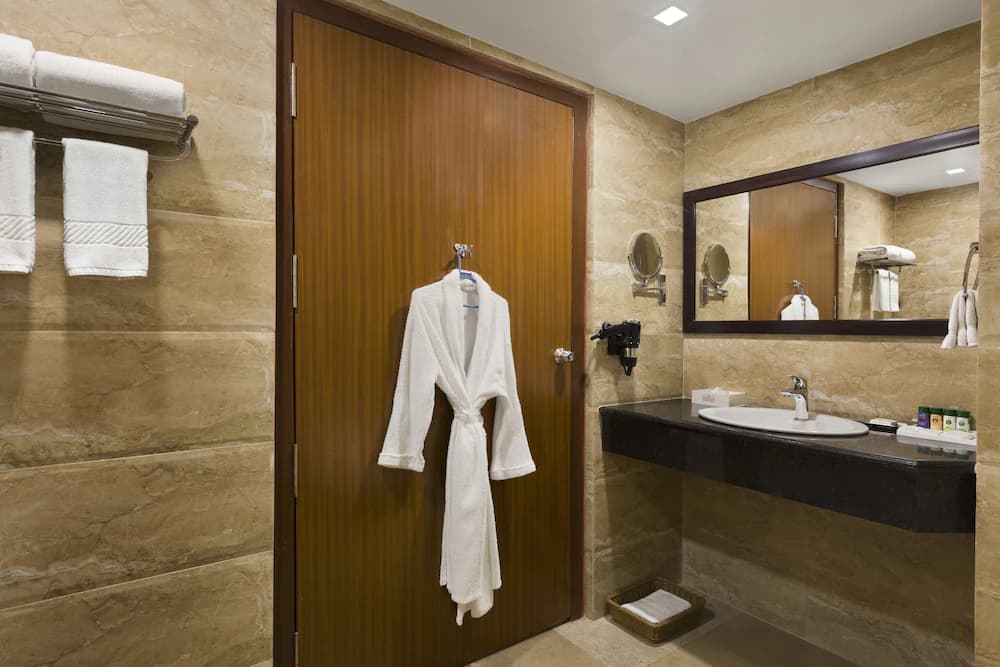 Bathroom amenities