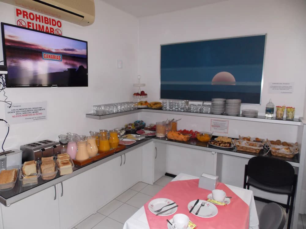 Breakfast area