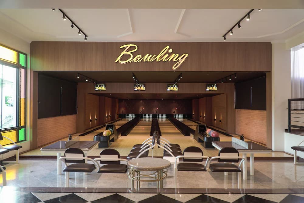 Bowling