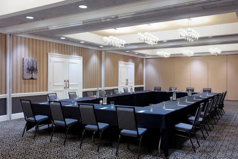 Meeting facility