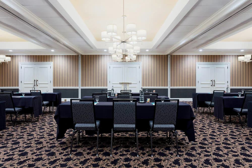 Meeting facility